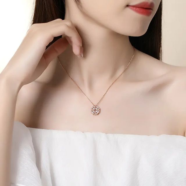 Hearts Pendant Necklace